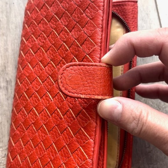 Bottega Veneta Women Leather Wallet - Picture 7 of 12